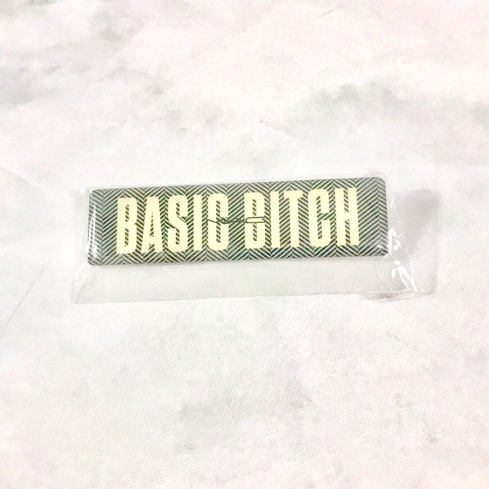 NEW Mac cosmetics basic B limited edition pin